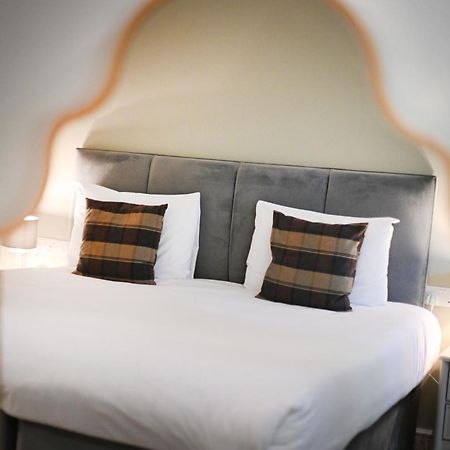 Stanton Manor Hotel Чипенхэм Экстерьер фото