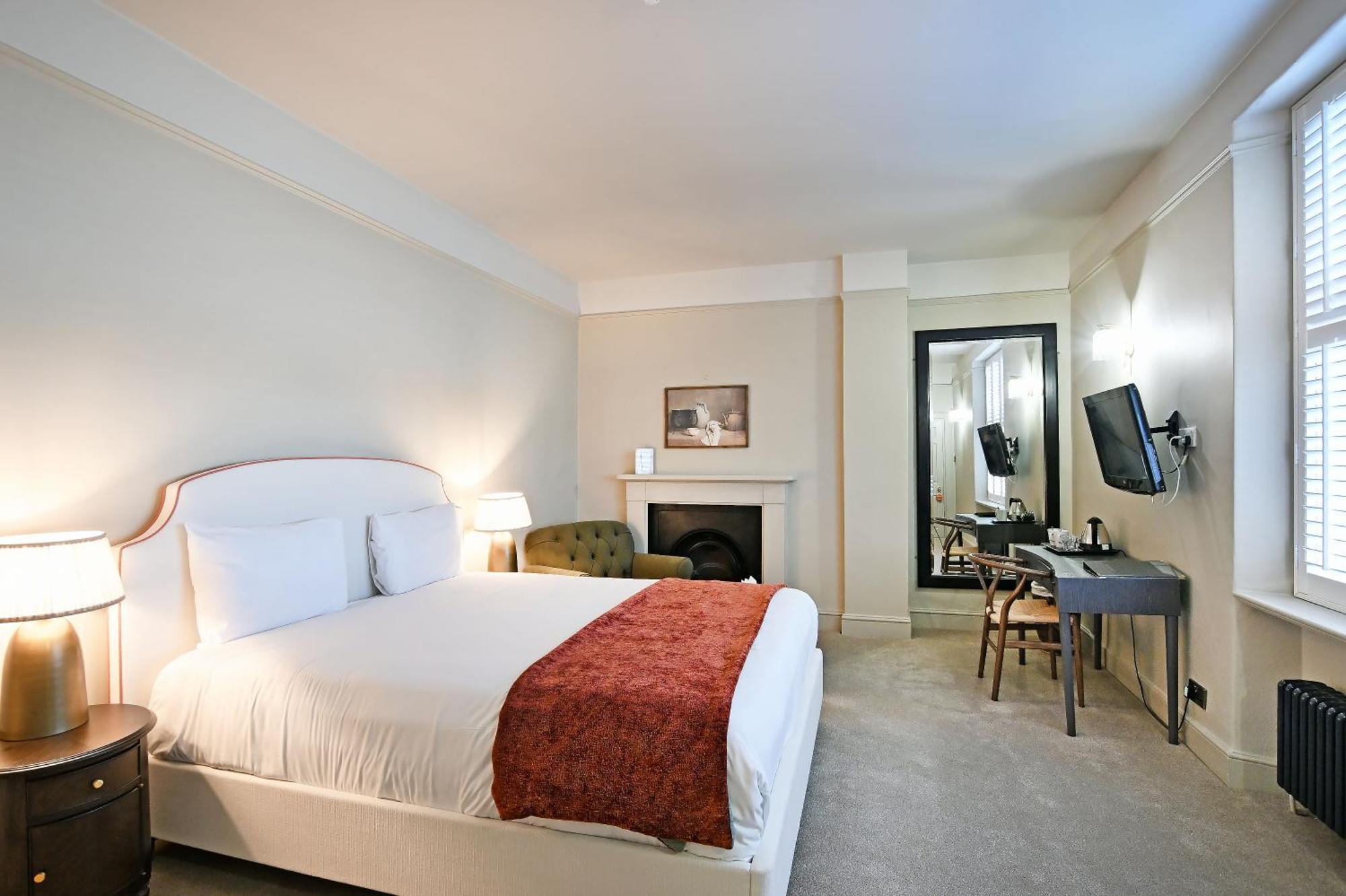 Stanton Manor Hotel Чипенхэм Экстерьер фото