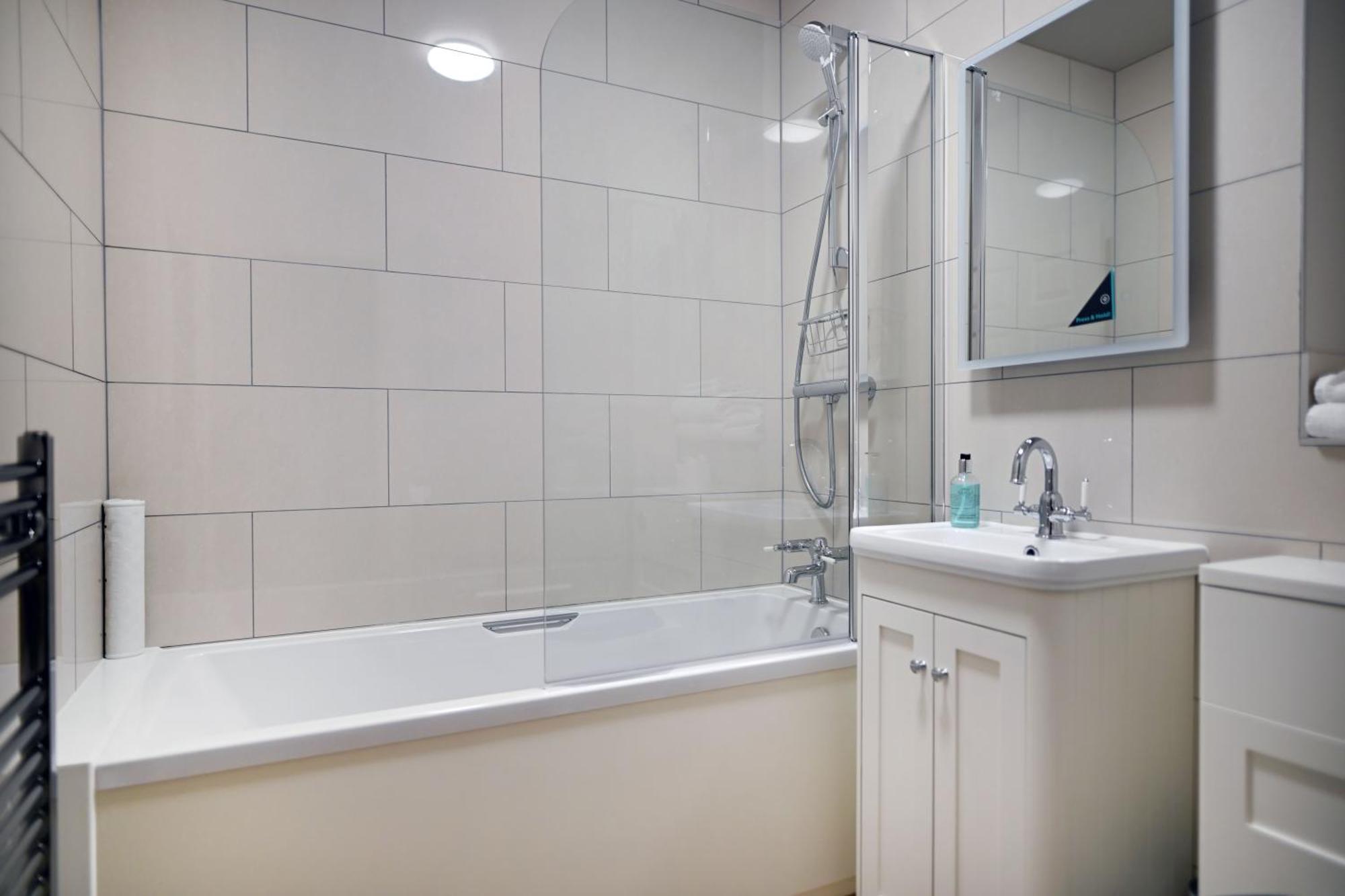 Stanton Manor Hotel Чипенхэм Экстерьер фото