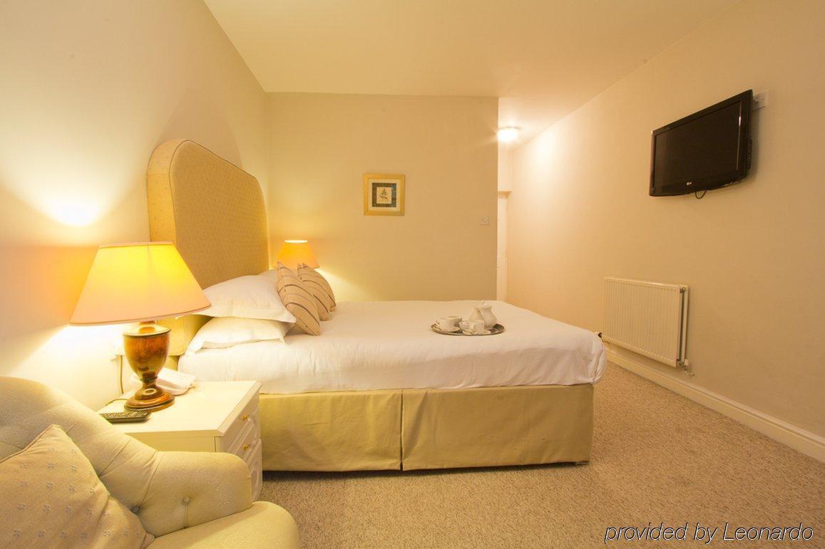 Stanton Manor Hotel Чипенхэм Экстерьер фото