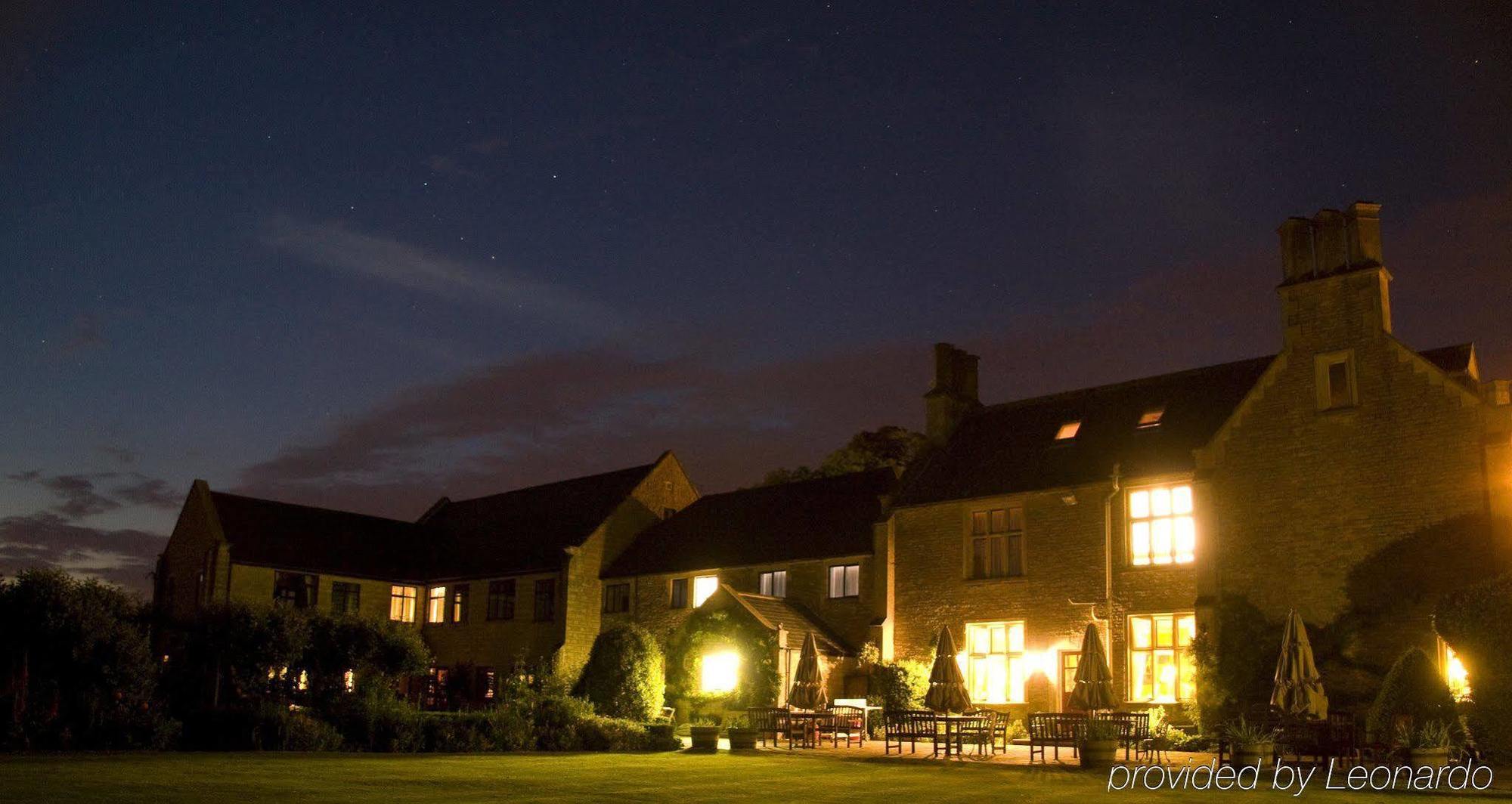 Stanton Manor Hotel Чипенхэм Экстерьер фото